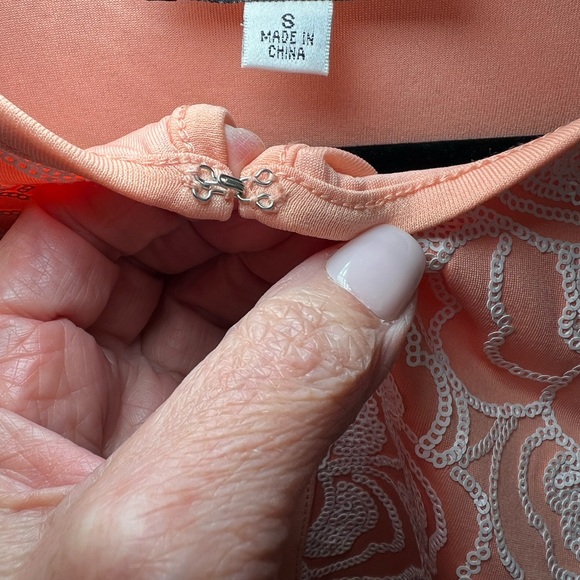 Bob Mackie Wearable Art Peach Floral Textured Jacket Cardigan Small Cropped - Picture 4 of 9